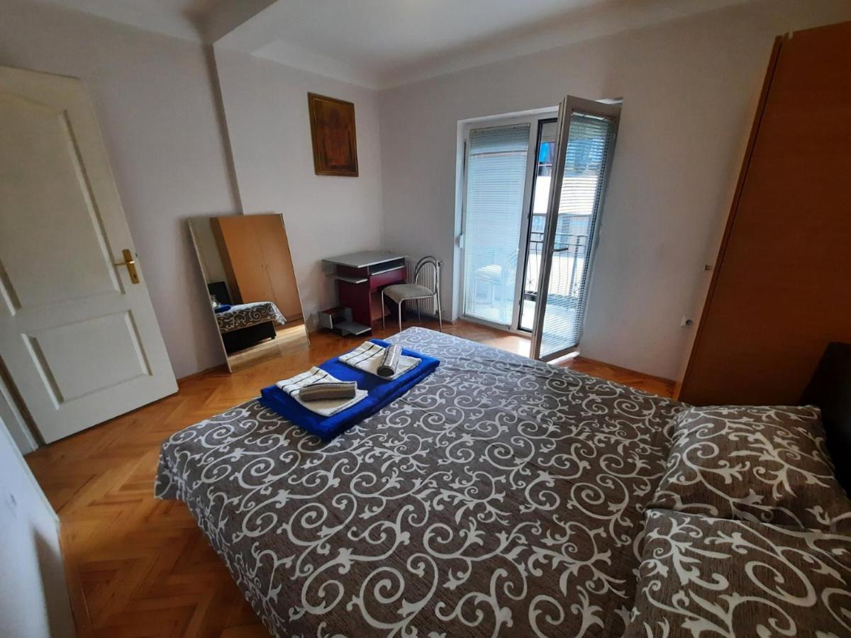 Ferienwohnung Apartman Lan - Free Parking Vranje Exterior foto