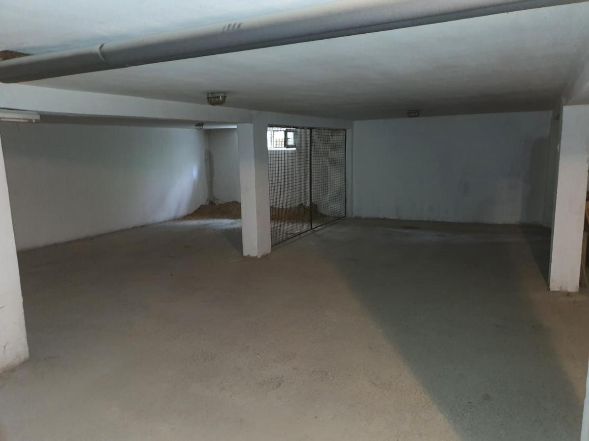 Ferienwohnung Apartman Lan - Free Parking Vranje Exterior foto