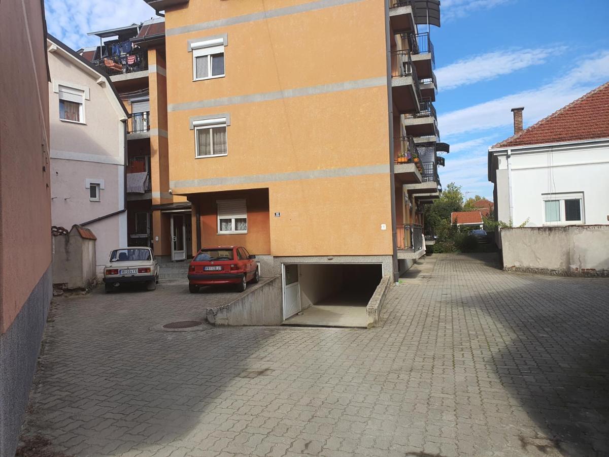 Apartman Lan - Free Parking Vranje Exterior foto